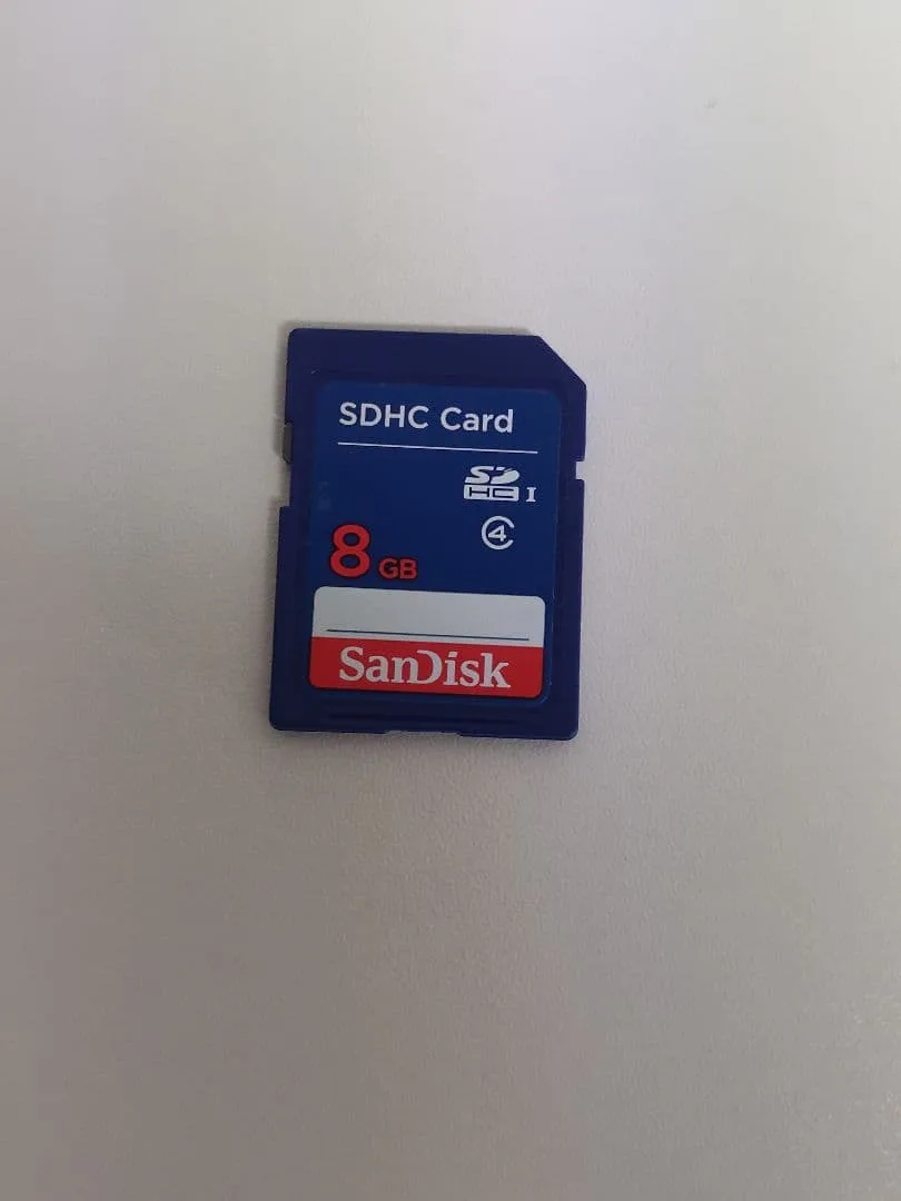 SanDisk SDHCカード 8GB 本体