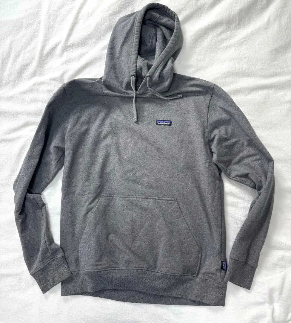 Patagonia パタゴニア パーカー グレー