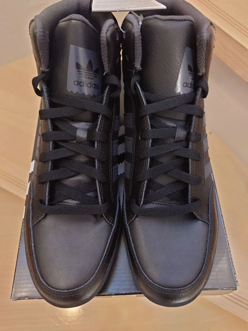 新品 adidas VARIAL MID スニーカー 27.0cm CQ1150