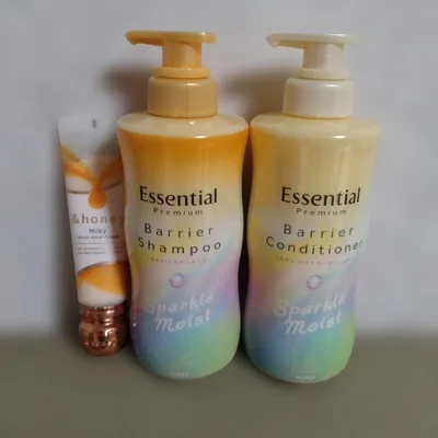 エッセンシャルプレミアム シャンプーコンディショナー&honey ハンドクリーム