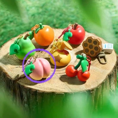 あつまれどうぶつの森 フルーツキーホルダーコレクション モモ