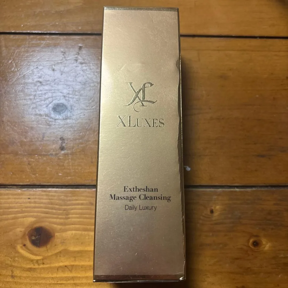 XLUXES エグゼティシャン マッサージクレンジング 140g