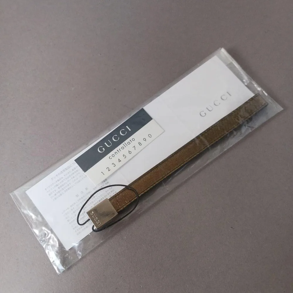 544/未使用 GUCCI グッチ ストラップ スマホ カルンレザー ゴールド系