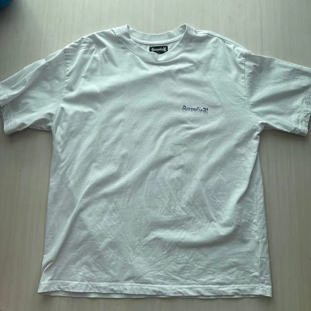 SUPPLIER ラインストーン Tシャツ ホワイト