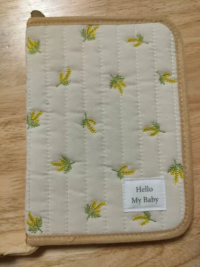 ミモザ刺繍 母子手帳ケース