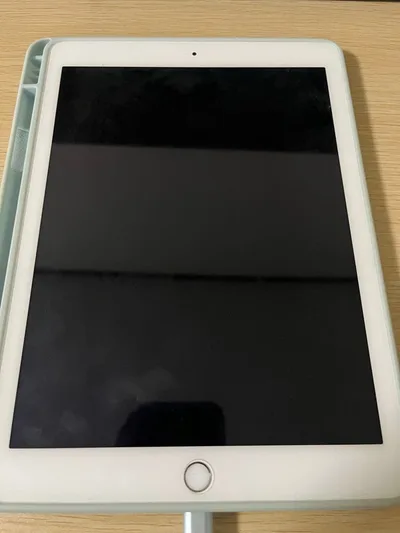 即購入⭕️iPad 第5世代 128GB