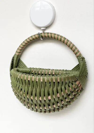 ミニかごバスケット 壁掛け収納 ハンドメイド クラフトバンド 紙バンド作品