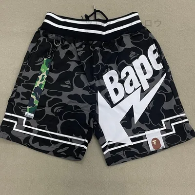 A BATHING APE カモフラ柄 ハーフパンツ