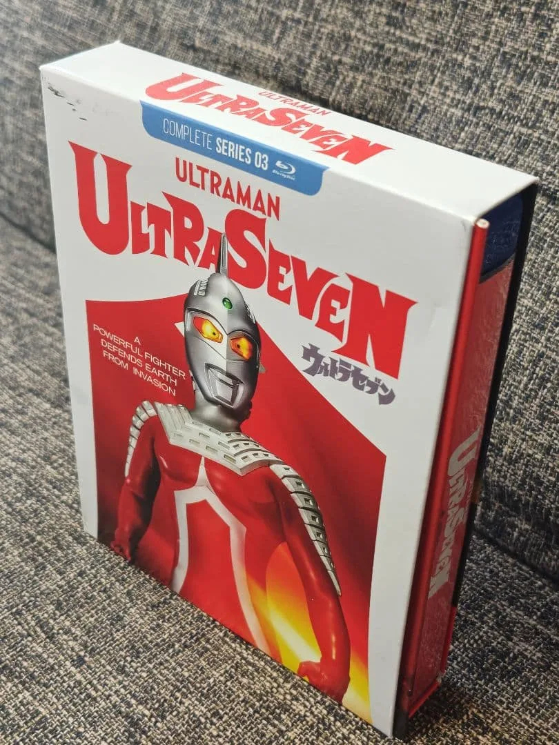 ชุดแผ่นดิสก์ Blu-ray 6 ซีรีส์ Ultra Seven Complete Series