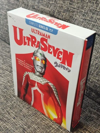 ชุดแผ่นดิสก์ Blu-ray 6 ซีรีส์ Ultra Seven Complete Series