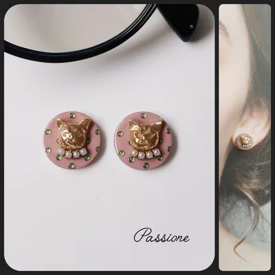【レトロ&クラシカル♡】パール付ゴールド猫 グリーン×ピンク ピアス/イヤリング