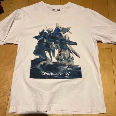 UNIQLO機動戦士ガンダム 水星の魔女 Tシャツ Sサイズ