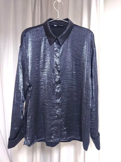 ZARA メタリック長袖シャツ ダークグレー