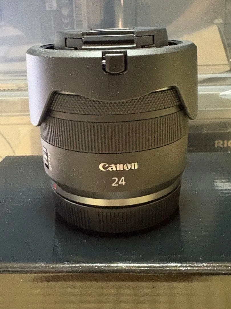Canon RF24mm F1.8 MACRO IS STM
