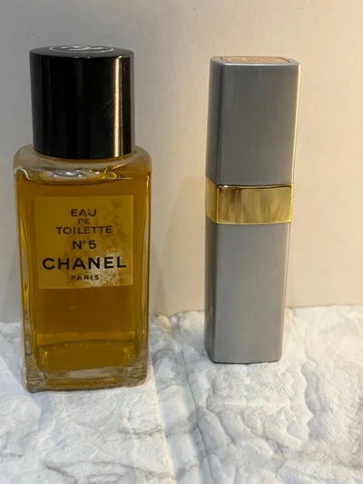 CHANEL N°5 EDT・N°19 パルファム7.5ml 2点セット