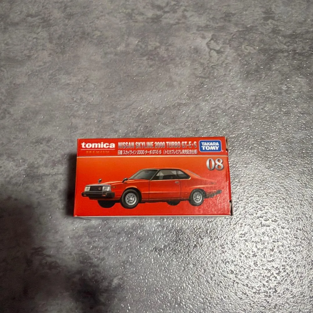 トミカプレミアム No.08 日産 スカイライン 2000 ターボ 発売記念仕様