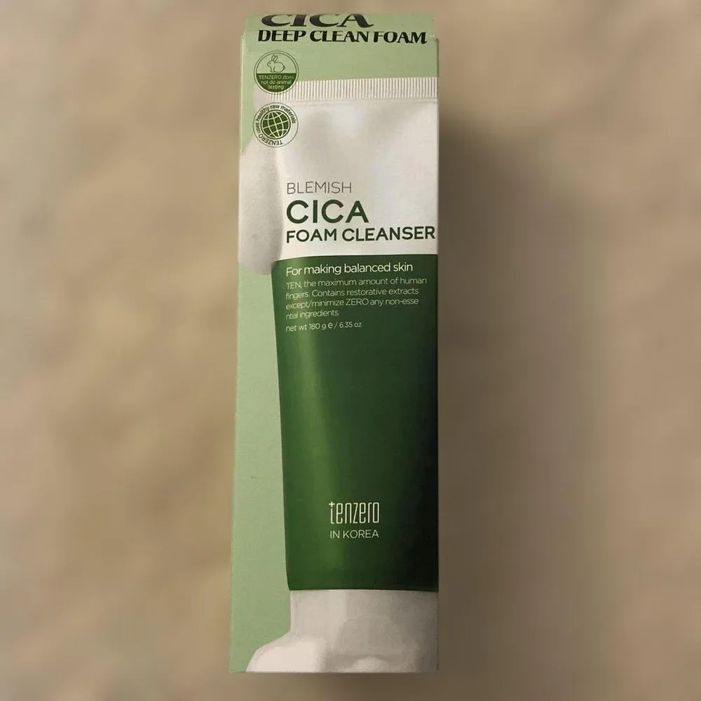 tenzero CICA FOAM CLEANSER 180g