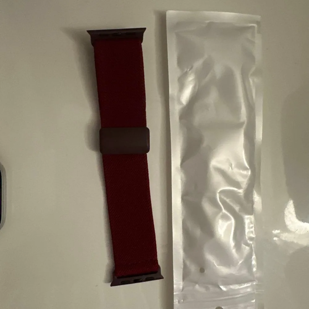 Apple Watch用 伸縮性ナイロンバンド ボルドー