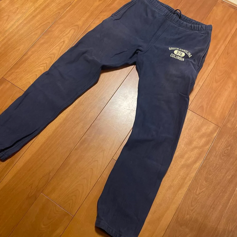 BEAMS カレッジロゴ スウェットパンツ ネイビー Mサイズ