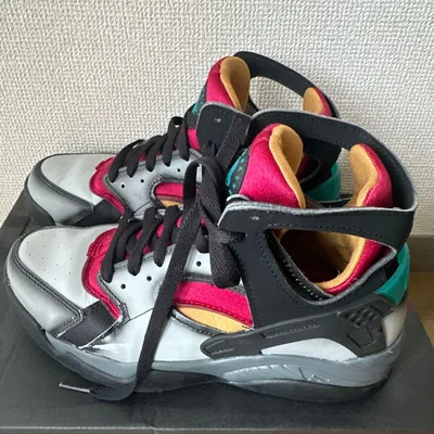อาการปวดข้อของเที่ยวบิน Nike Air