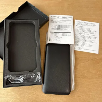 【新品未使用】 モバイルバッテリー/10000mAh スマホ充電器