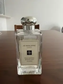 Jo Malone London イングリッシュ オーク & ヘーゼルナッツ