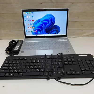 FUJITSUノートPC 爆速SSD Core i5 Win11 オフィス付