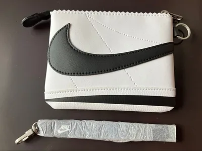 NIKE コルテッツ ポーチ ホワイト ブラック