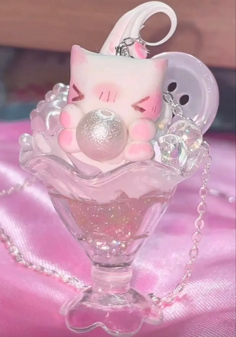 「しあわせなねこ」 平成女児パフェ ネックレス 量産型