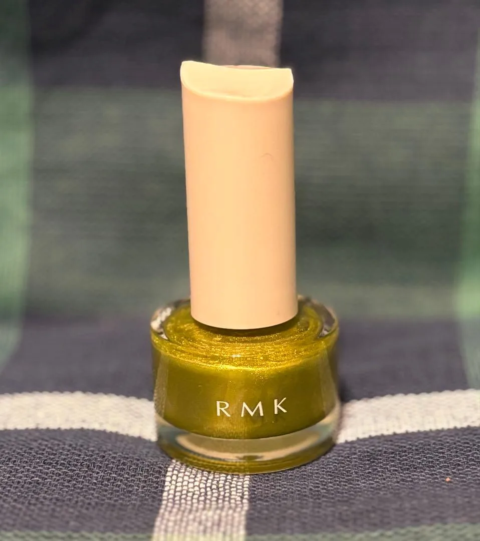 RMK シャインラッシュ ネイルカラー 13