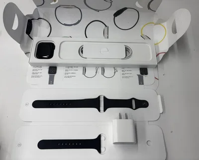Apple Watch SE 第2世代 44mm GPS MNK03 アダプタ付