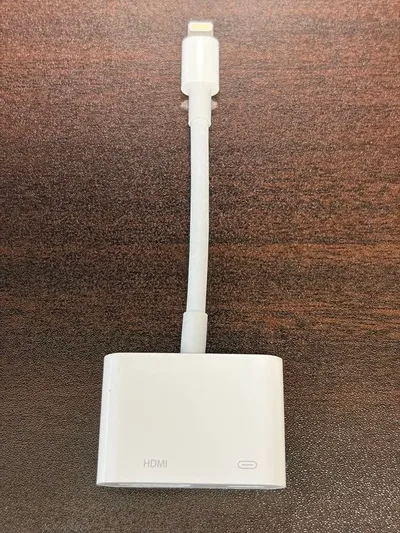 Apple 純正ライトニングケーブル HDMI 変換アダプタ
