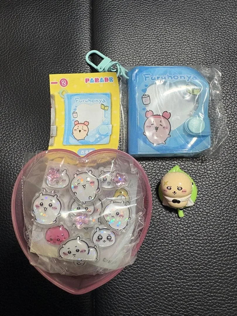 ちいかわ ミニコレクトブック 古本屋 puku churuシール ちいかわガチャ