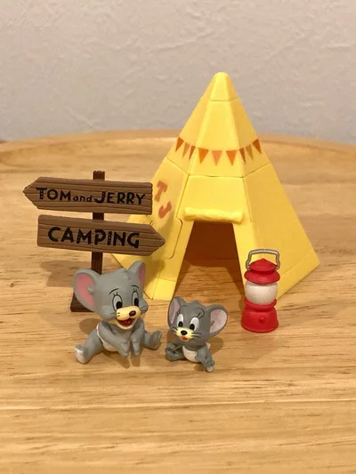 トムとジェリー わくわくキャンプ ミニチュア フィギュア セット タフィ