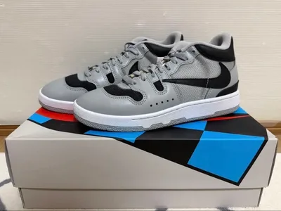 Travis Scott × Nike Attack 25cm