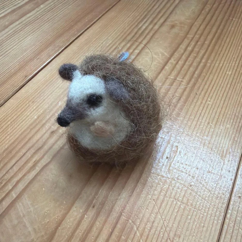 手作り作家さん 羊毛フェルト ハリネズミ ぬいぐるみ