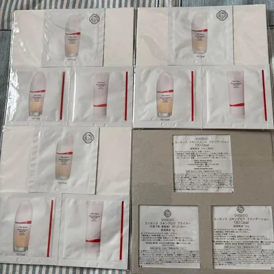 SHISEIDO エッセンス スキンスムース ファンデーション サンプル