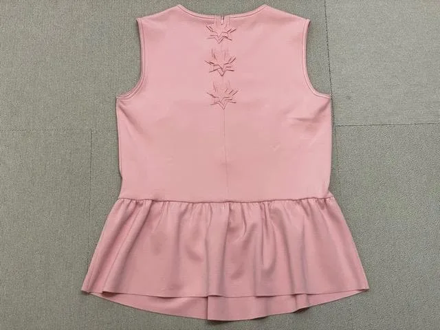 I07385)ESCADA SPORT 星型モチーフノースリーブペプラムトップス