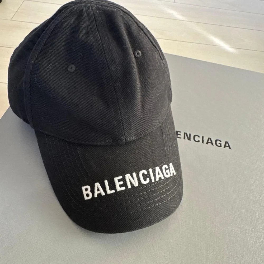 BALENCIAGA キャップ ブラック Lサイズ