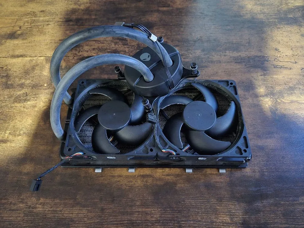 Dell Alienware 純正水冷CPUクーラー 240mm