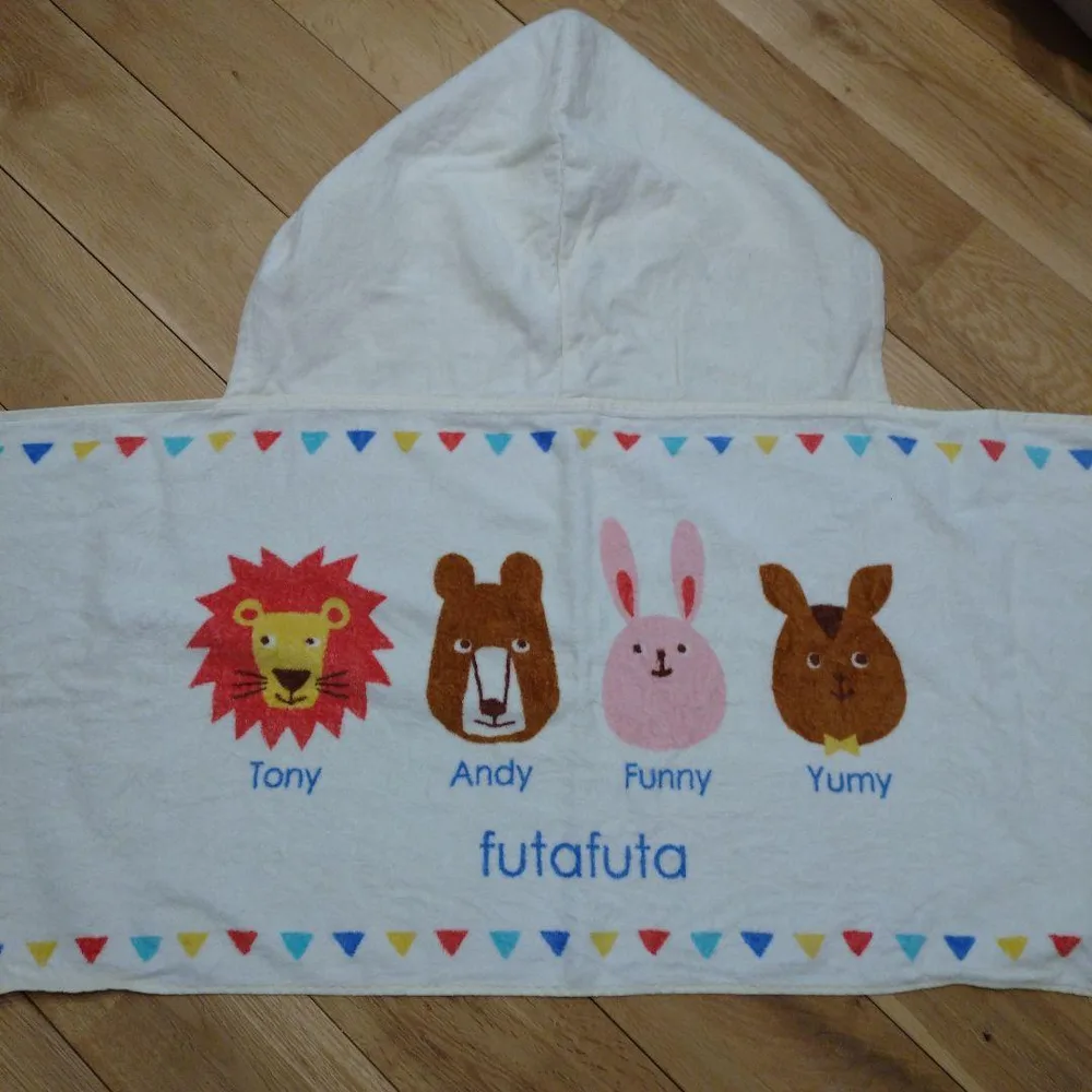 futafutaフタフタ プールタオル 帽子 フード付 動物