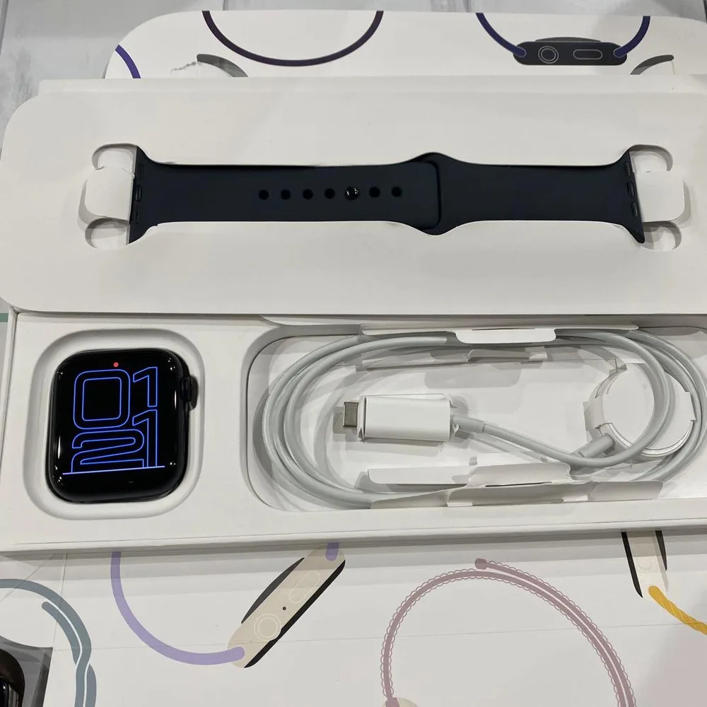 Apple Watch SE第3世代 44mm GPS+Cellular
