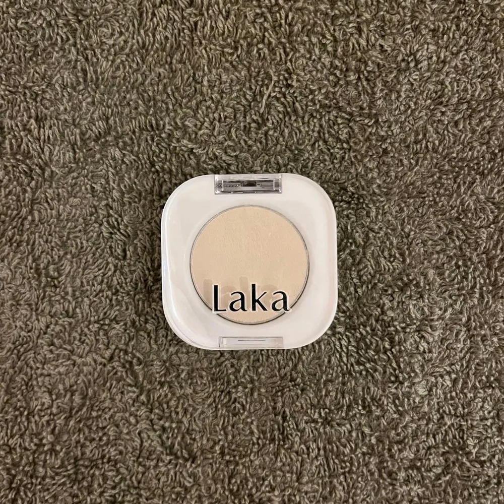 Laka アイシャドウ 908 Vanilla