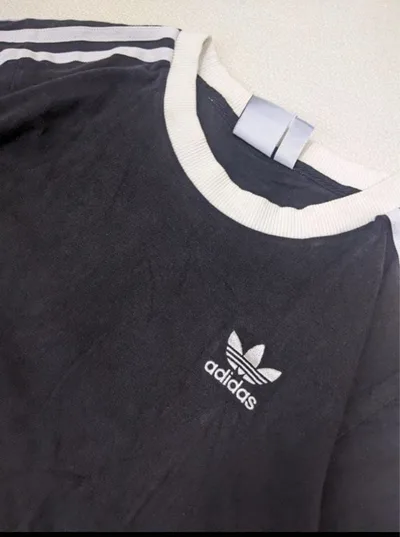 アディダス トレフォイルロゴ リンガーTシャツ