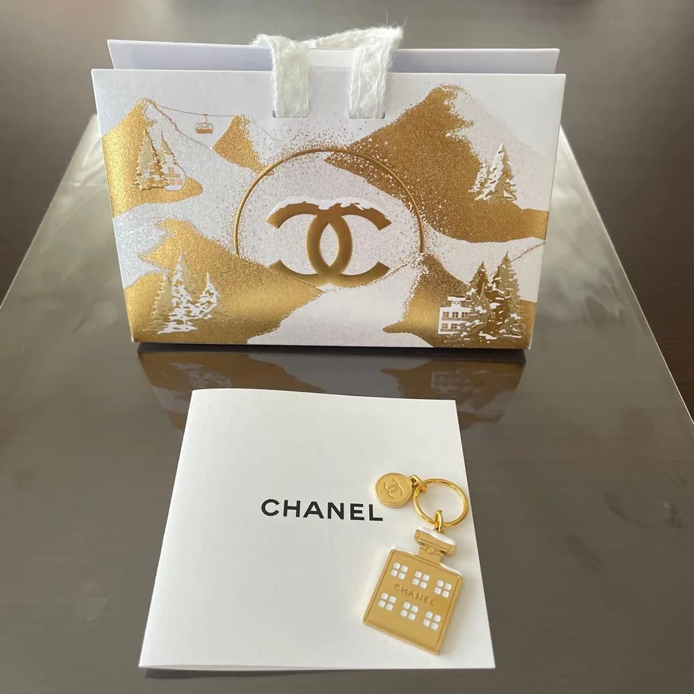 CHANEL シャネル N°5 ボトル2026ホリデー限定チャーム☆新品未使用