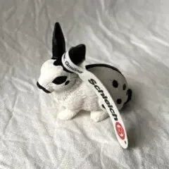シュライヒ Schleich 動物フィギュア ウサギ(白黒・座)