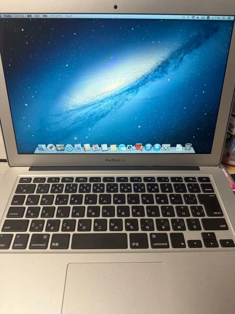 Apple MacBook Air2012 本体