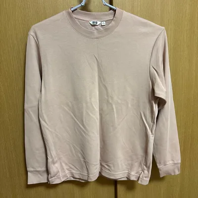 ユニクロ 長袖tシャツ サイズ:M ほぼ未使用