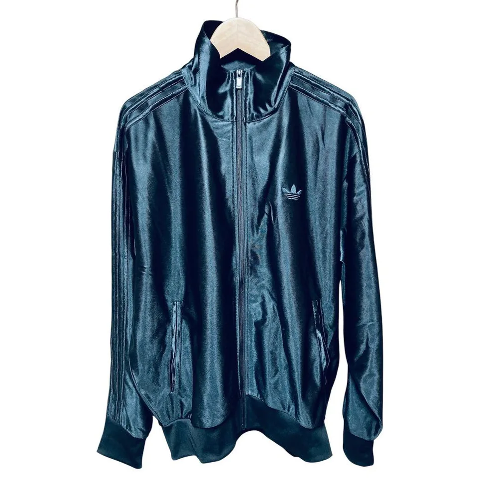 adidas メタリックトラックトップ トラックジャケット