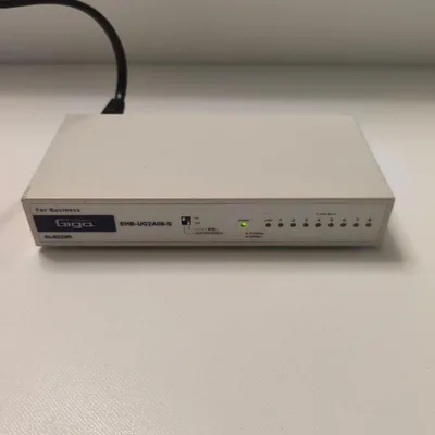 ELECOM 8ポート ギガスイッチングハブ EHB-UG2A08-S 通電OK